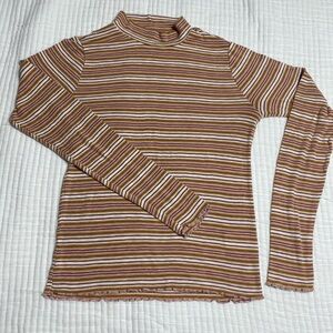 American Eagle Outfitters soft and sexy mock neck shirt.